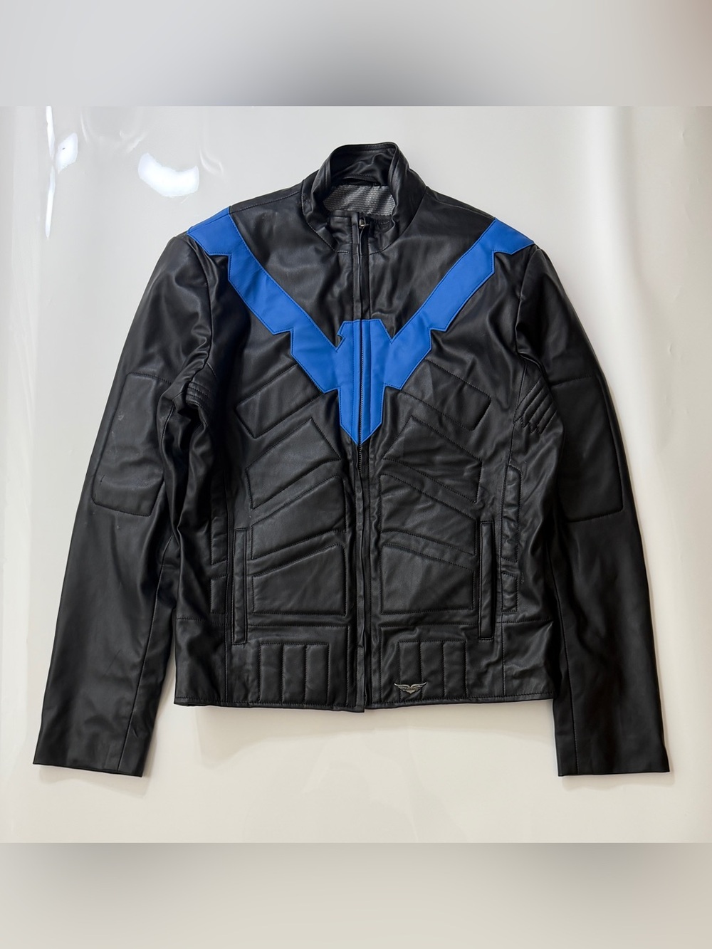 Luca Designs Black Nightwing Leather Jacket – Men’s Size M  – DC Comics –